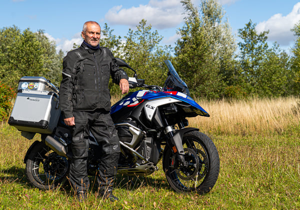 Rev’it Sand 5 H2O textile trousers review featured image